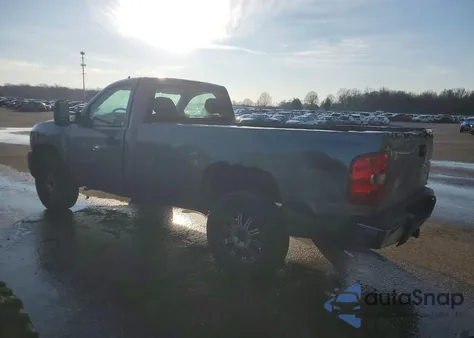 2008 Chevrolet Silverado C1500 z USA, uszkodzony, nr VIN 1GCEC14X88Z266710